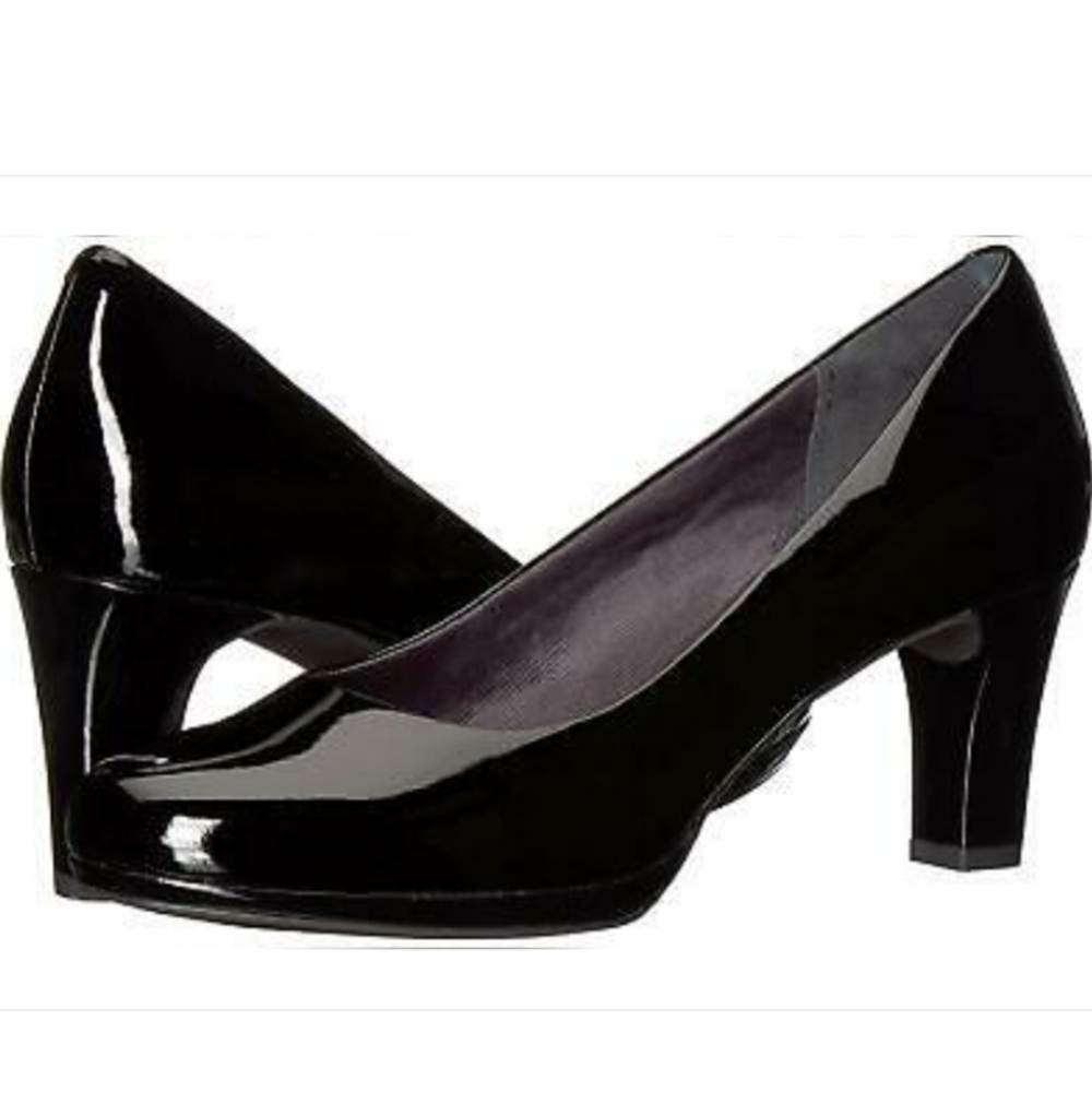ROCKPORT BLACK LEATHER HEELS